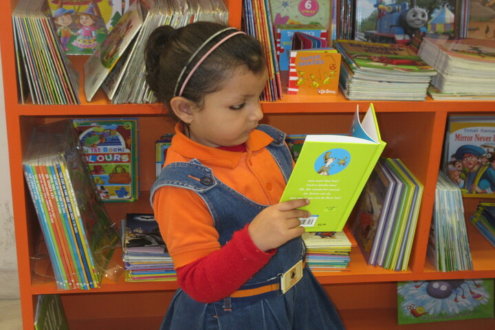 Patni Public School-Primary library
