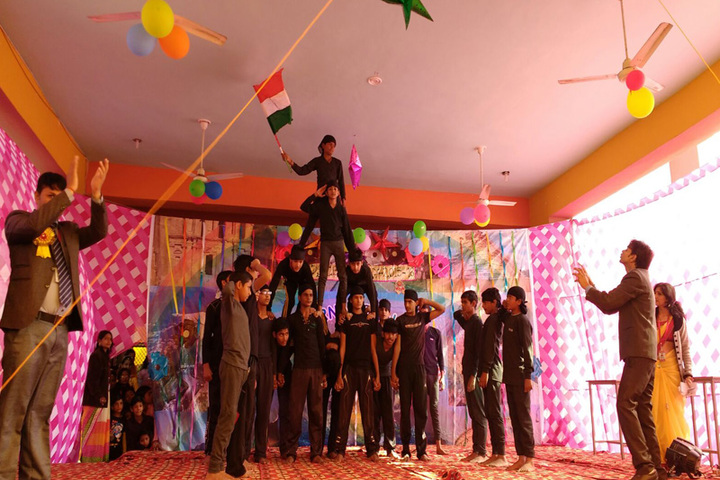 Pt Parsadi Lal International School-Independence Day