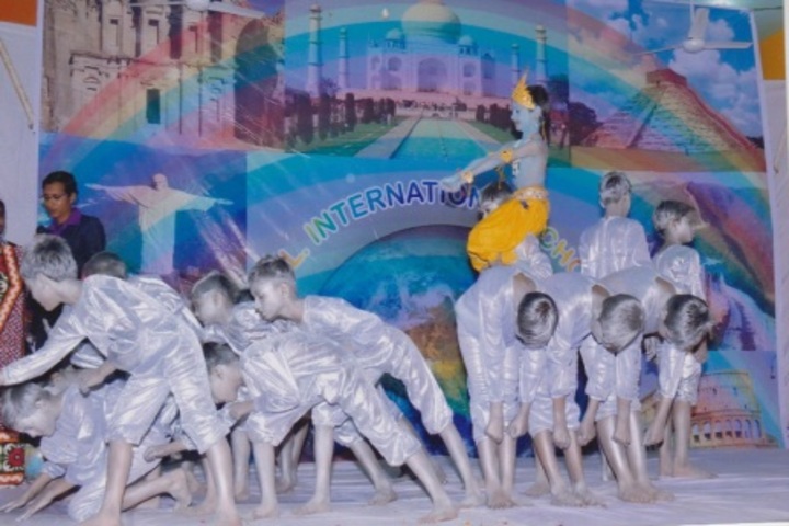 Pt Parsadi Lal International School-Skit