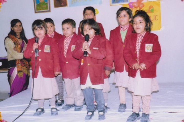 Pt Parsadi Lal International School-Speech