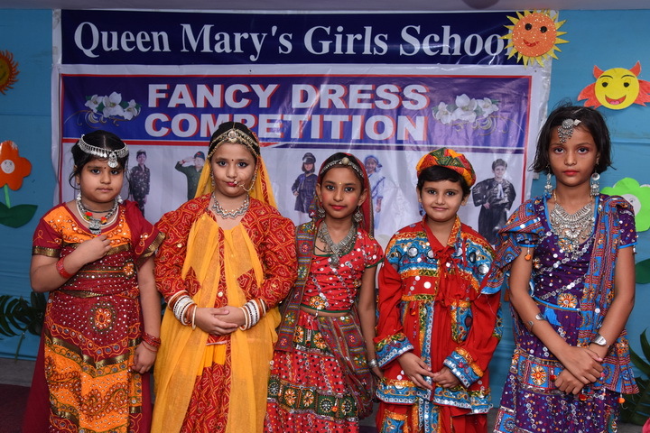 Queen Marys Girls School-Fancy Dress Competition
