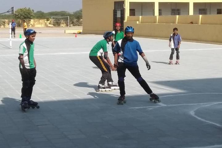 Queen Marys School-Skating