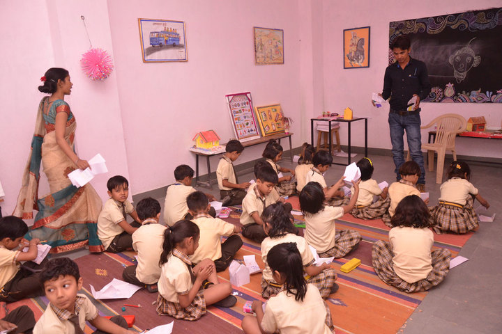 Radhakrishnan Public School-Classroom