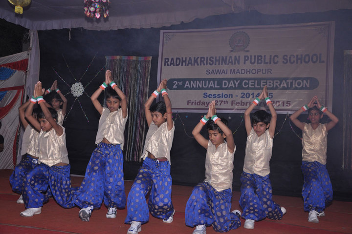 Radhakrishnan Public School-Dance