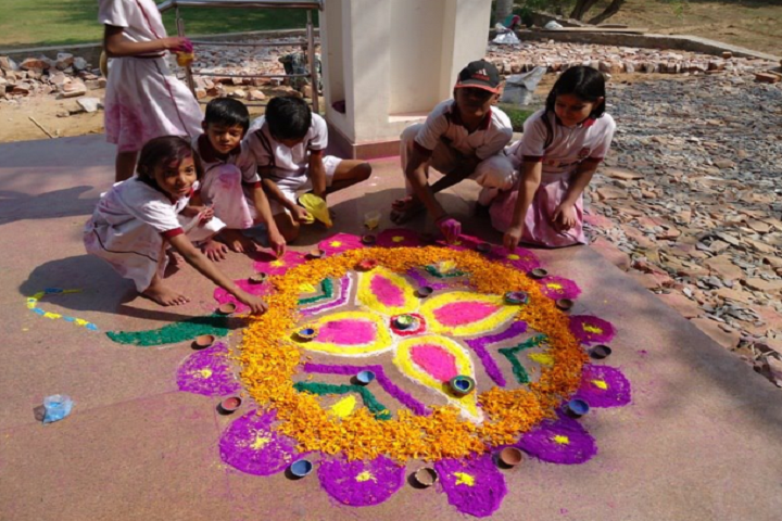Raghav World School-Rangoli competition