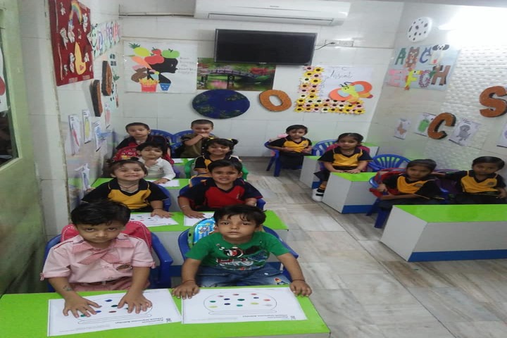 Rainbow Public School-Pre Primary Classroom