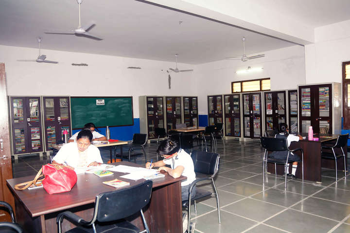 Rasiklal M Dhariwal Public School-Library