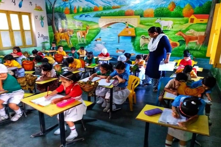 Sacred Heart Convent School-Classroom