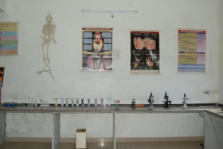 Sanskar The School-Biology Lab