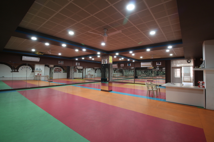 Sardar Doon Public School-Dance Class