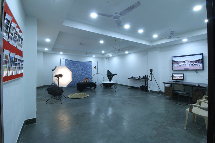 Sardar Doon Public School-Photography Lab