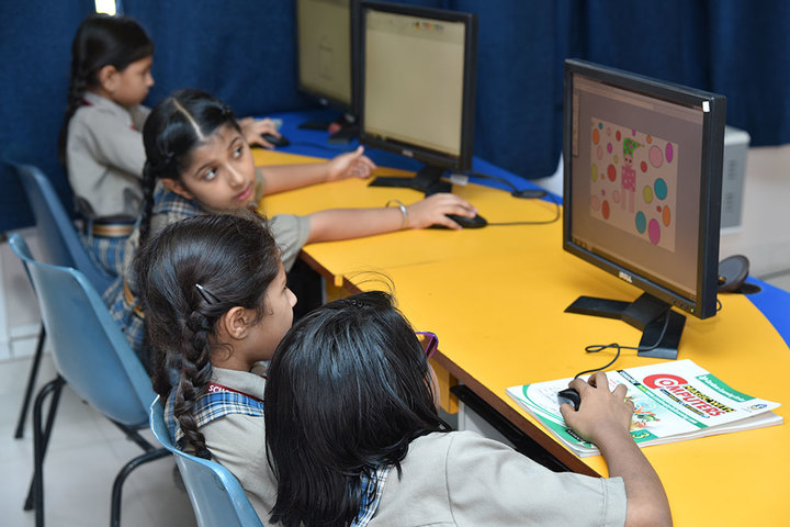 Seedling Modern Public School-Computer Lab