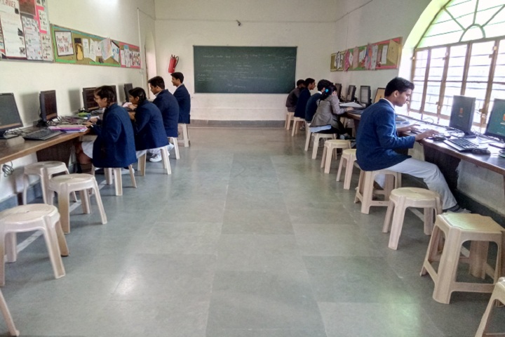 Silver Oak School-IT Lab