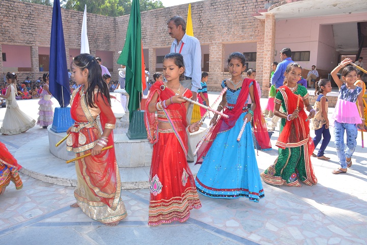 Sri Parshwanath Jain Vidyalaya-Events dandiya