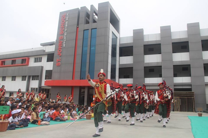 St JohnS School-Campus-View with events