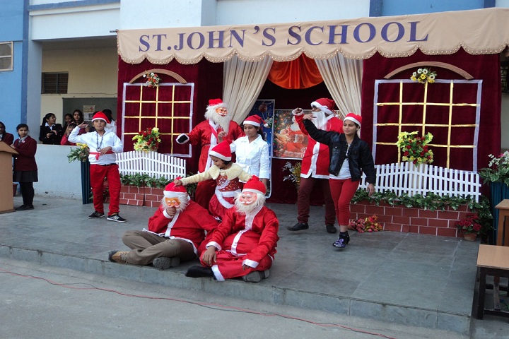 St JohnS School-Events christmas