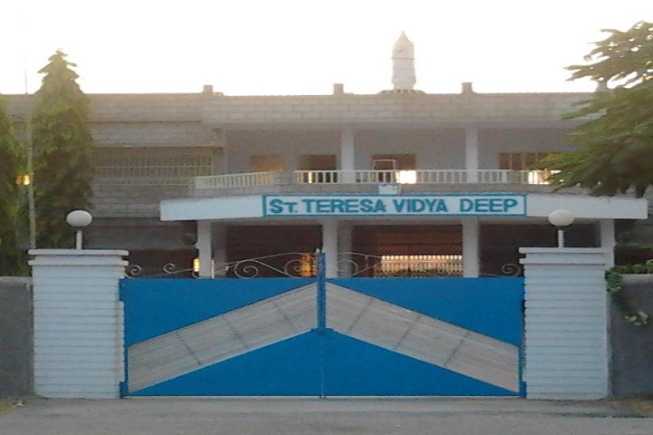 St Teresa Vidyadeep-Campus-View entrance