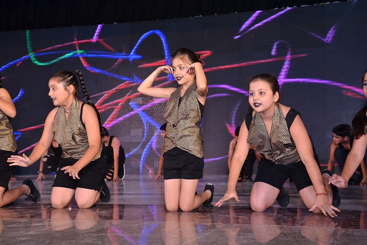 St AnselmS Pink City School-Events dance