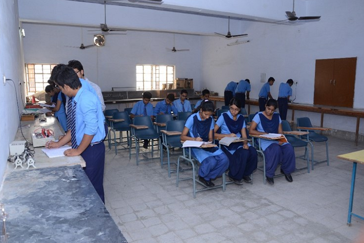 St Vivekanand Senior Secondary School-Laboratory physics