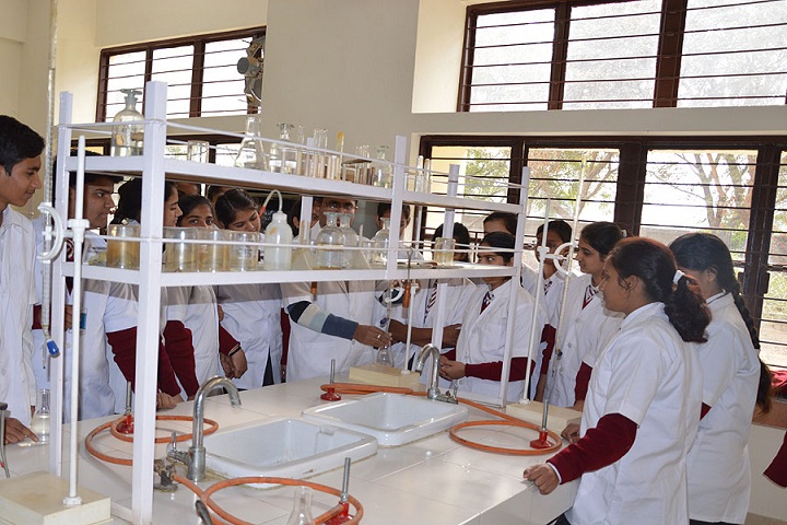 St XavierS School-Laboratory chemistry