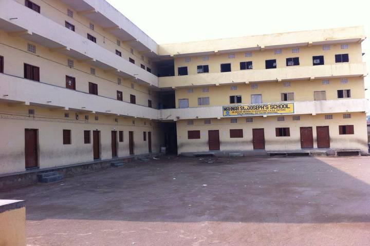 Mahnar St Josephs School- School Building