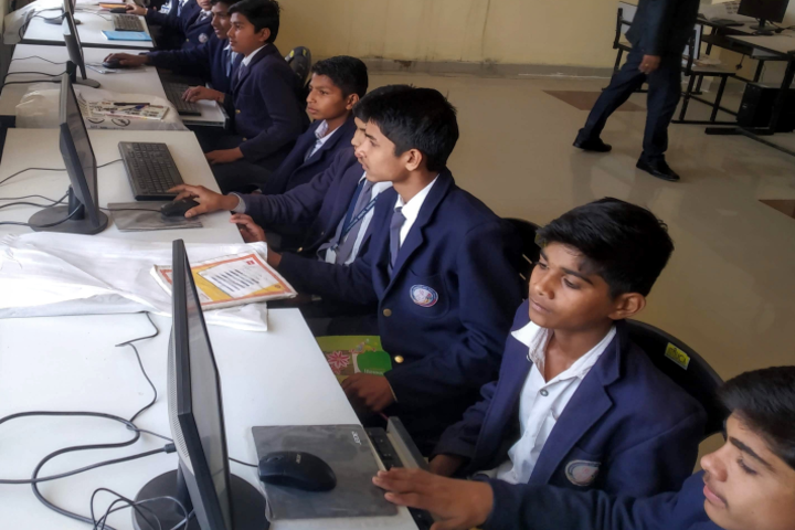 Swami Vivekanand Government Model School-Computer Lab
