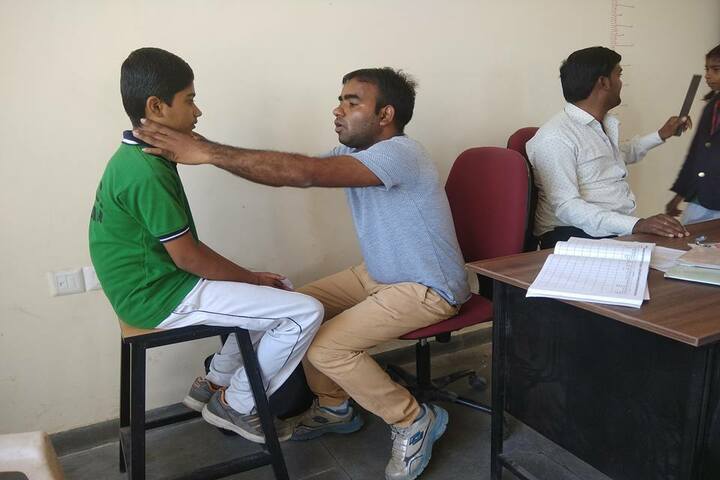 Swami Vivekanand Government Model School-Health Checkup