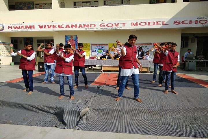 Swami Vivekanand Government Model School-Dance