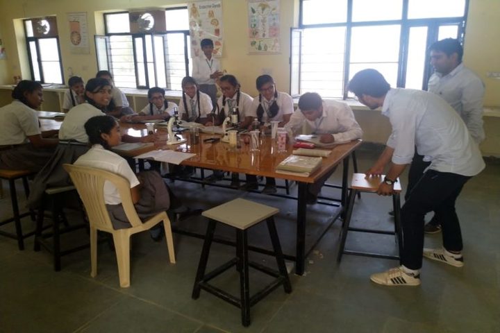 Swami Vivekanand Government Model School-Bio lab