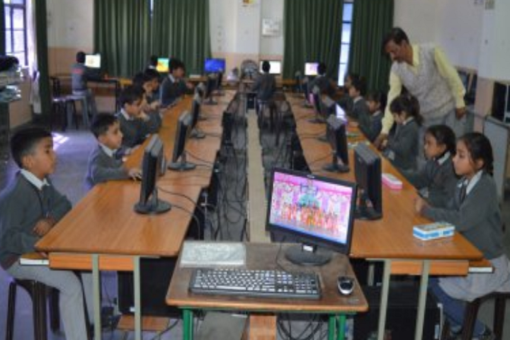 The Study Senior Secondary School-Computer Lab