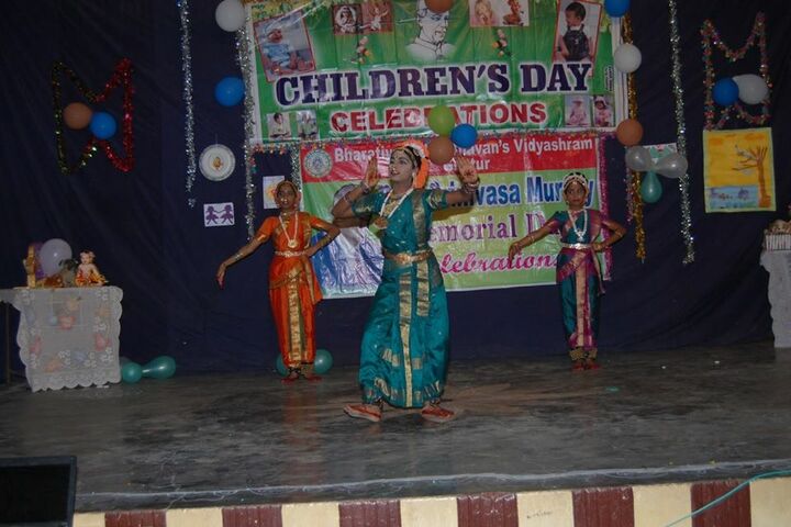 Bharatiya Vidya Bhavans Vidyashram-Cultural Dance