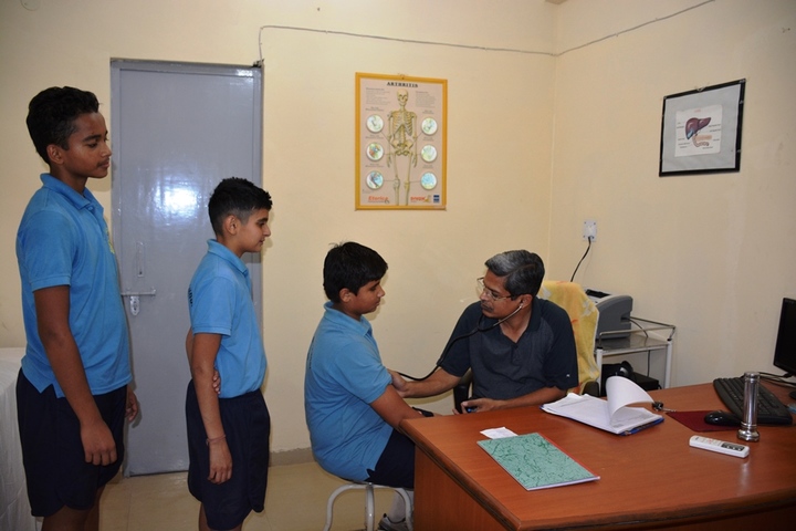 Vidya Niketan-Birla Public School-Health check up