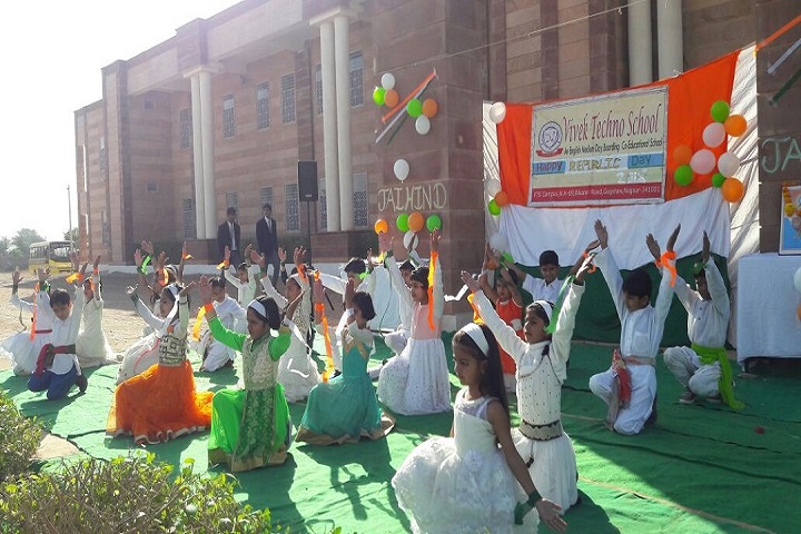 Vivek Techno School-Dance