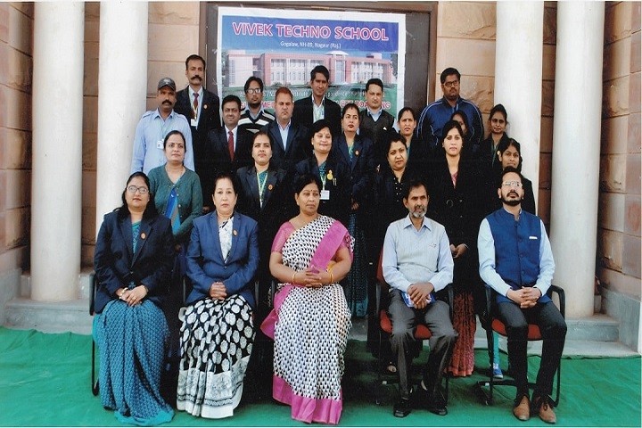 Vivek Techno School-Teachers