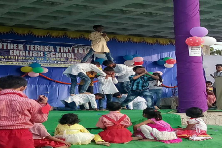 Mother Teresa Tiny Tots English School- Dance Performance