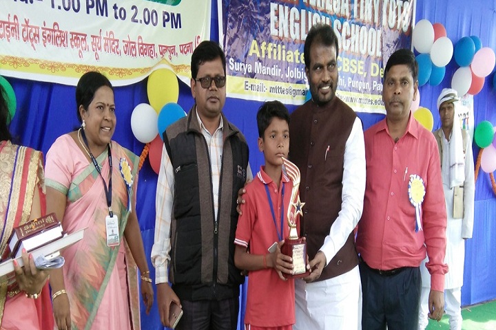 Mother Teresa Tiny Tots English School-Painting Competition