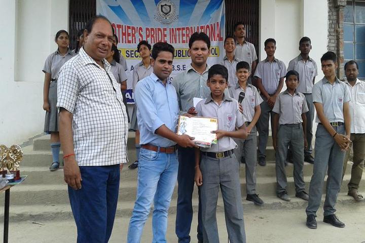 Mothers Pride International Senior Secondary School- Certificates Distribution