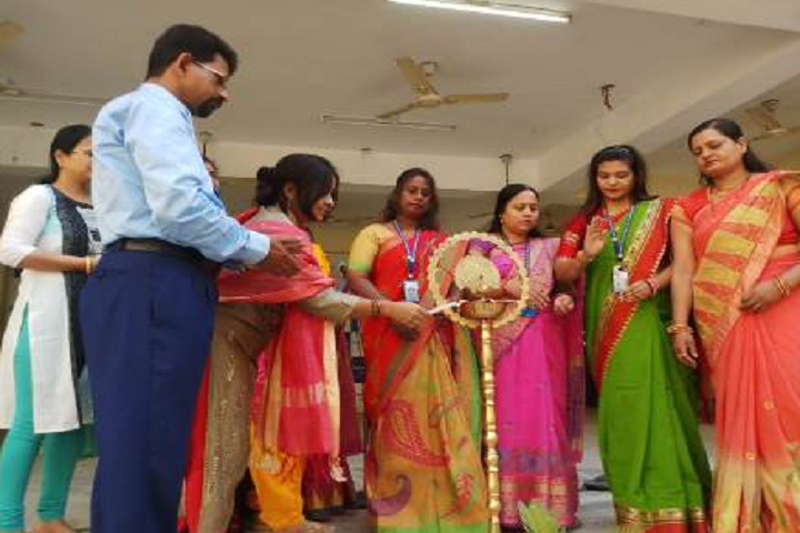 Mount Litera Zee School- Mothers Day celebrations