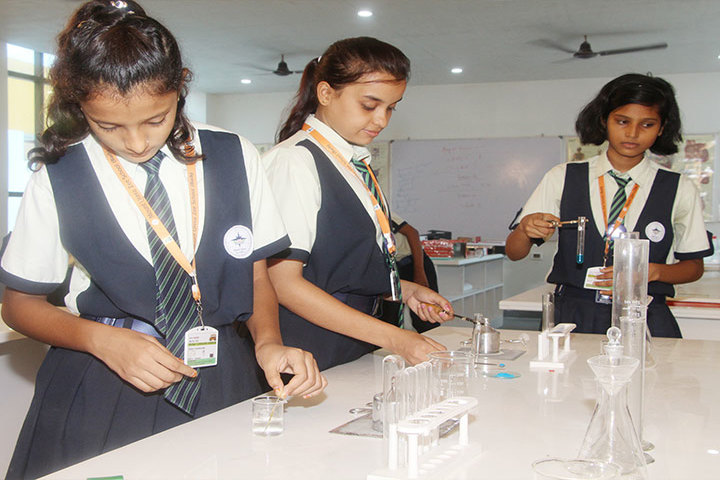 Mount Litera Zee School- Chemistry Lab