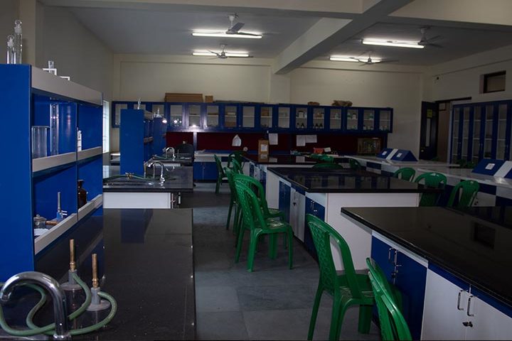Mount Litera Zee School- Chemistry Lab