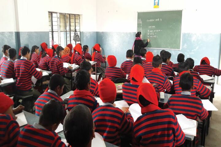 National Herald Public School-Classroom