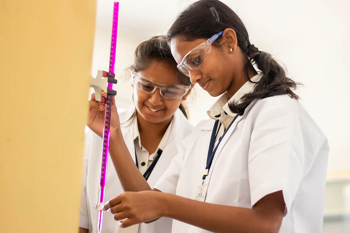 Adithya International School-Chemistry-Lab