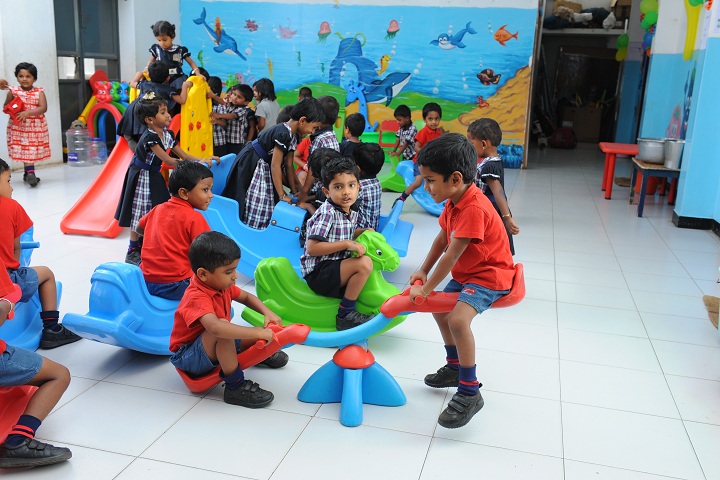 Akr Academy School-Play schools