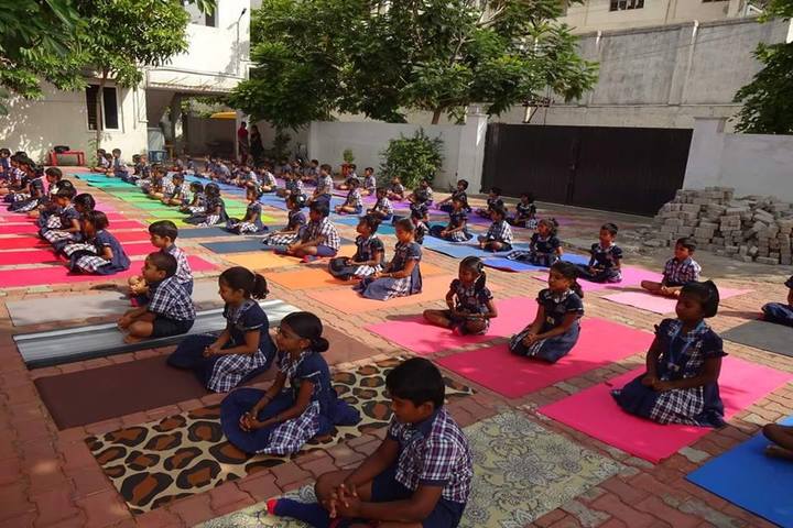 Akr Academy School-Yoga