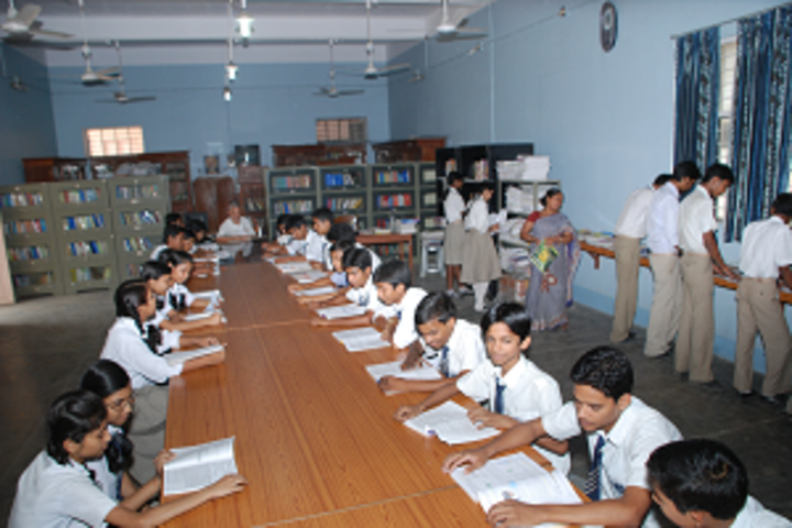 Navyug Vidyalaya-Library