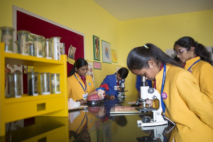 Anugraha Mandhir-Biology-Lab