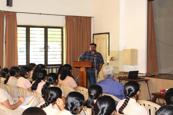 Arsha Vidya Mandir-Meeting
