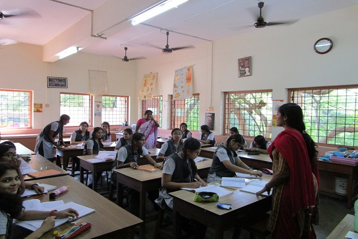 D A V Girls Sr Sec School-Classroom