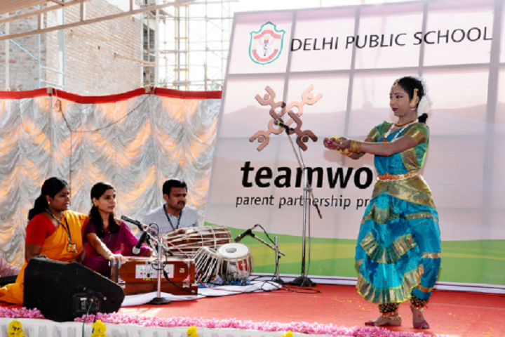 Delhi Public School-Dance