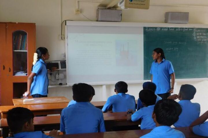Francis Xavier School-Smart Classrooms